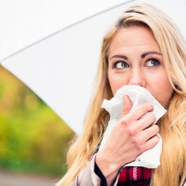 Nosni inhalator za lajšanje sezonskih prehladov