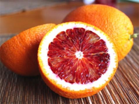 Rdeča pomaranča eterično olje