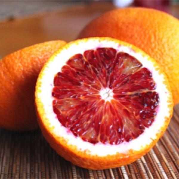 Rdeča pomaranča eterično olje