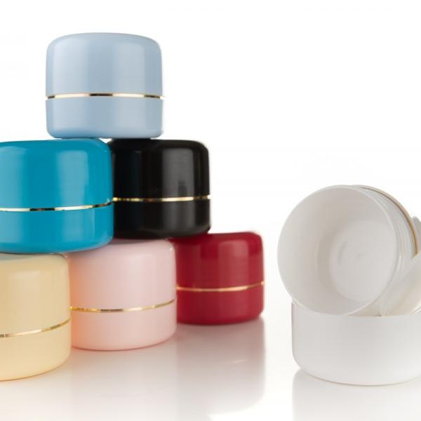 50 ml plastični lonček s pokrovčkom in zlatim robom