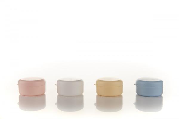 5 ml plastični lonček s pokrovčkom