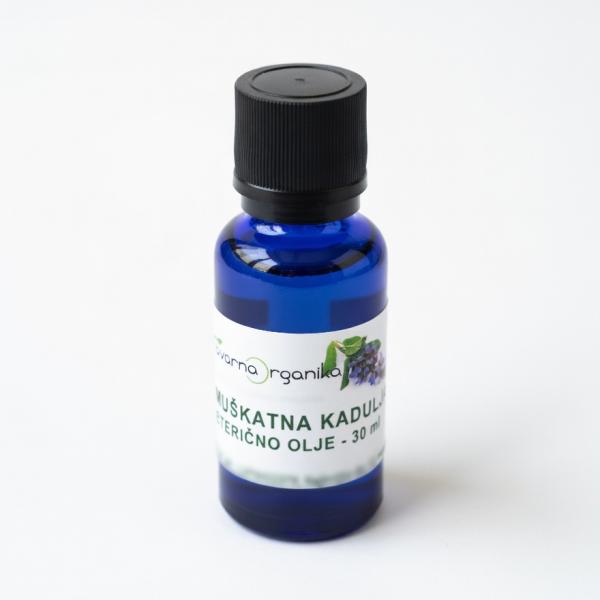 Muškatna kadulja eterično olje