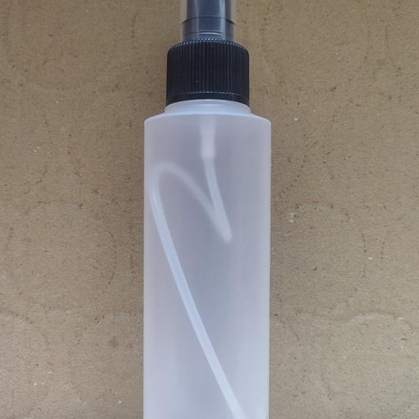 HDPE prosojna plastenka s pršilko 125 ml