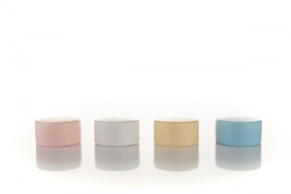 10 ml plastični lonček s pokrovčkom